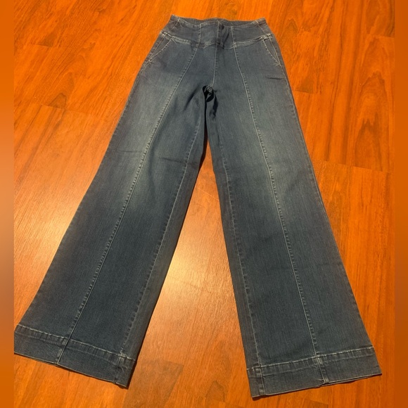 La Belle Denim - Belle Wide-Leg Jeans in Dark Indigo